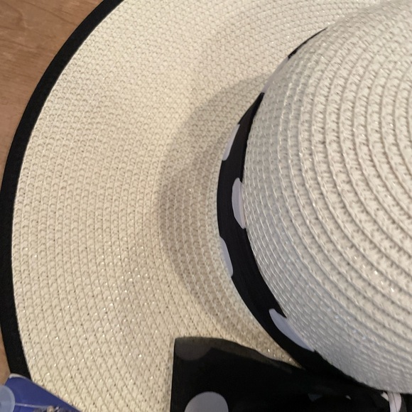 NWT Wide Brim ivory black trim polka dot Old Money Hat OS - Picture 5 of 6